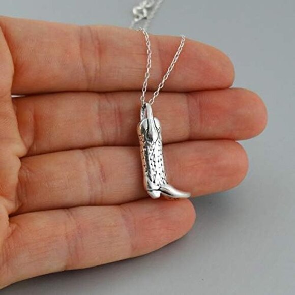 FashionJunkie4Life Sterling Silver Cowboy Boot Necklace 18" Chain Country Gift - Picture 8 of 8